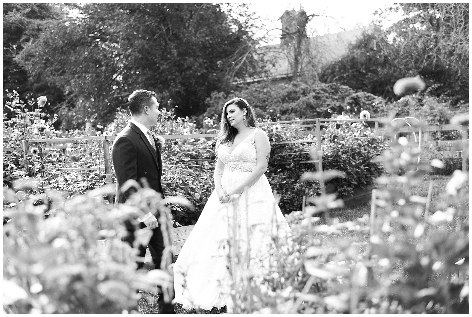 Farm Wedding,First Look,Flowers,Garden,NY,NY Wedding Photographer,Outdoor,Pioneer Farm,Unique Wedding Venues,Warwick,